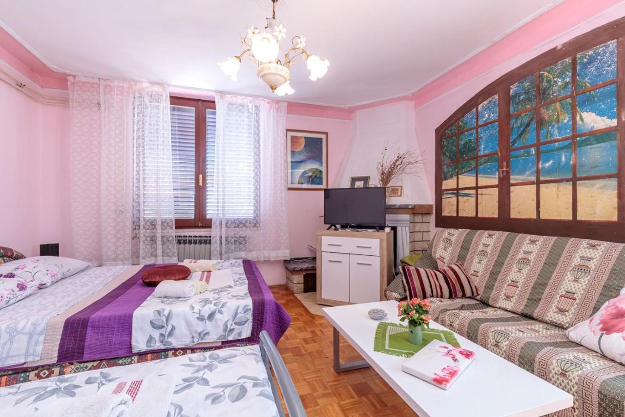 Apartments Volte Rovigno Εξωτερικό φωτογραφία